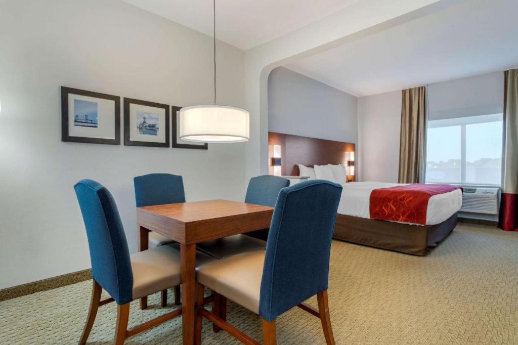 Comfort Suites La Porte - Baytown Eksteriør billede